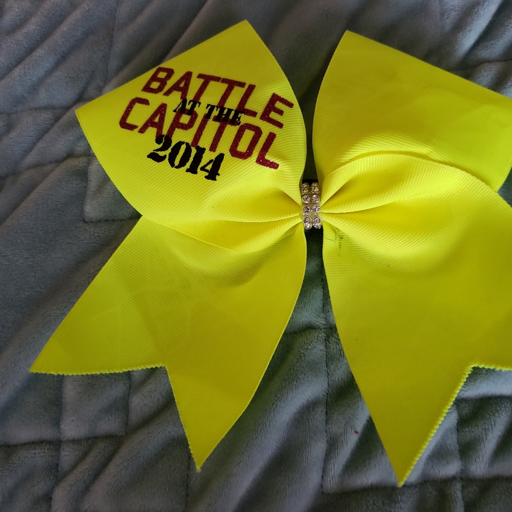 Cheer bows - Picture 5 of 5